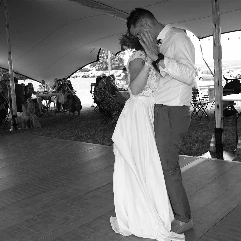 première danse des mariés, photographe de mariage Ariège
